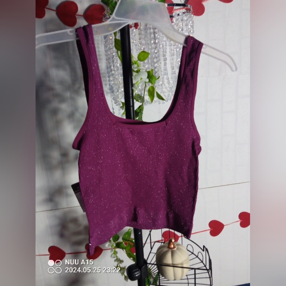 Crop shimmer top